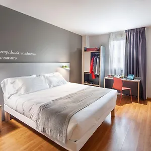 Ibis Styles Pamplona 3*, Noáin Espanha